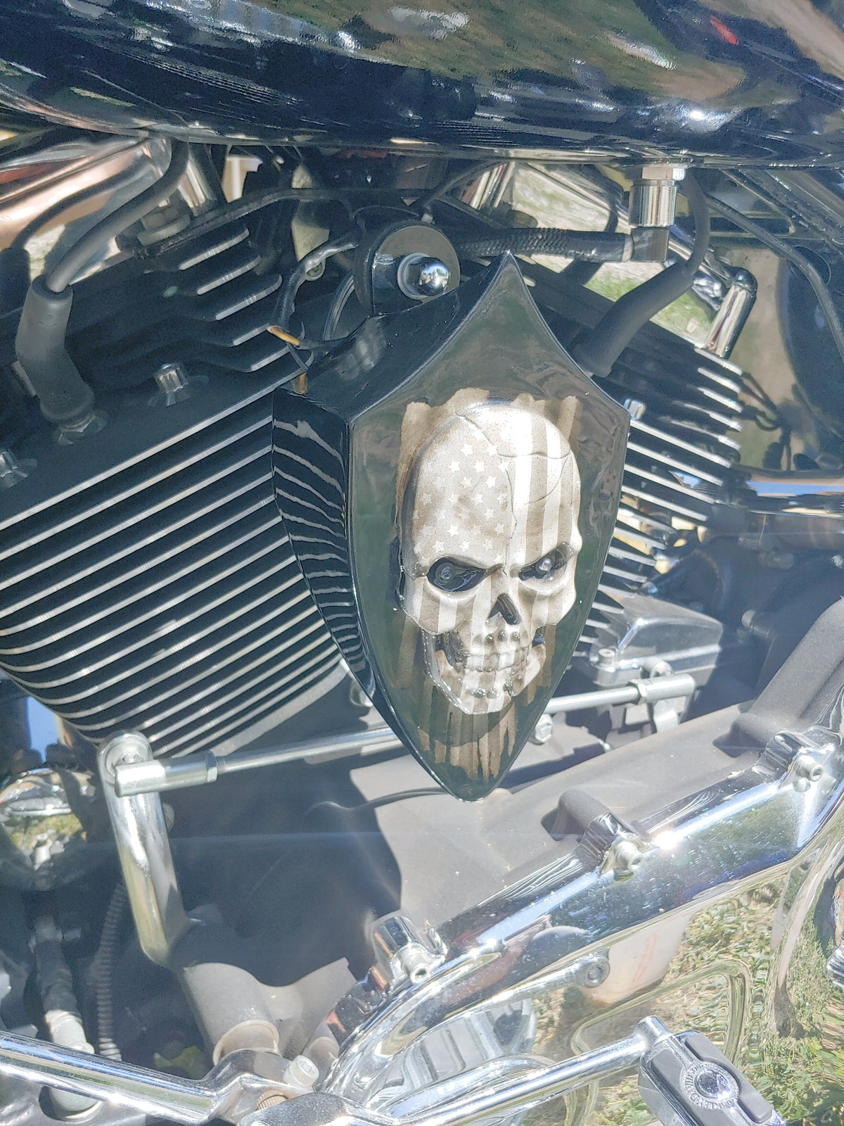 3D skull with tattered American flag with LED