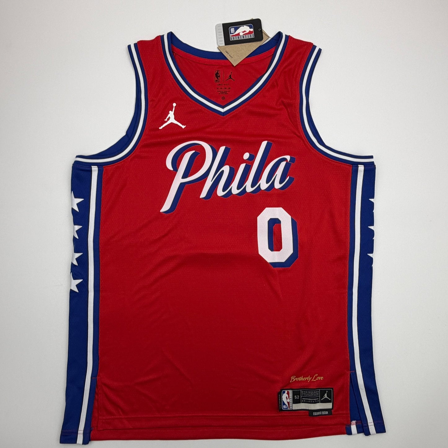 Autographed/Signed Tyrese Maxey Philadelphia 76ers Sixers Red Authentic Basketball Jersey Fanatics COA