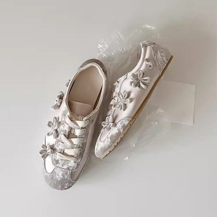 French Velvet Sweet Casual Shoes, Lace Round Toe Flats Sneakers