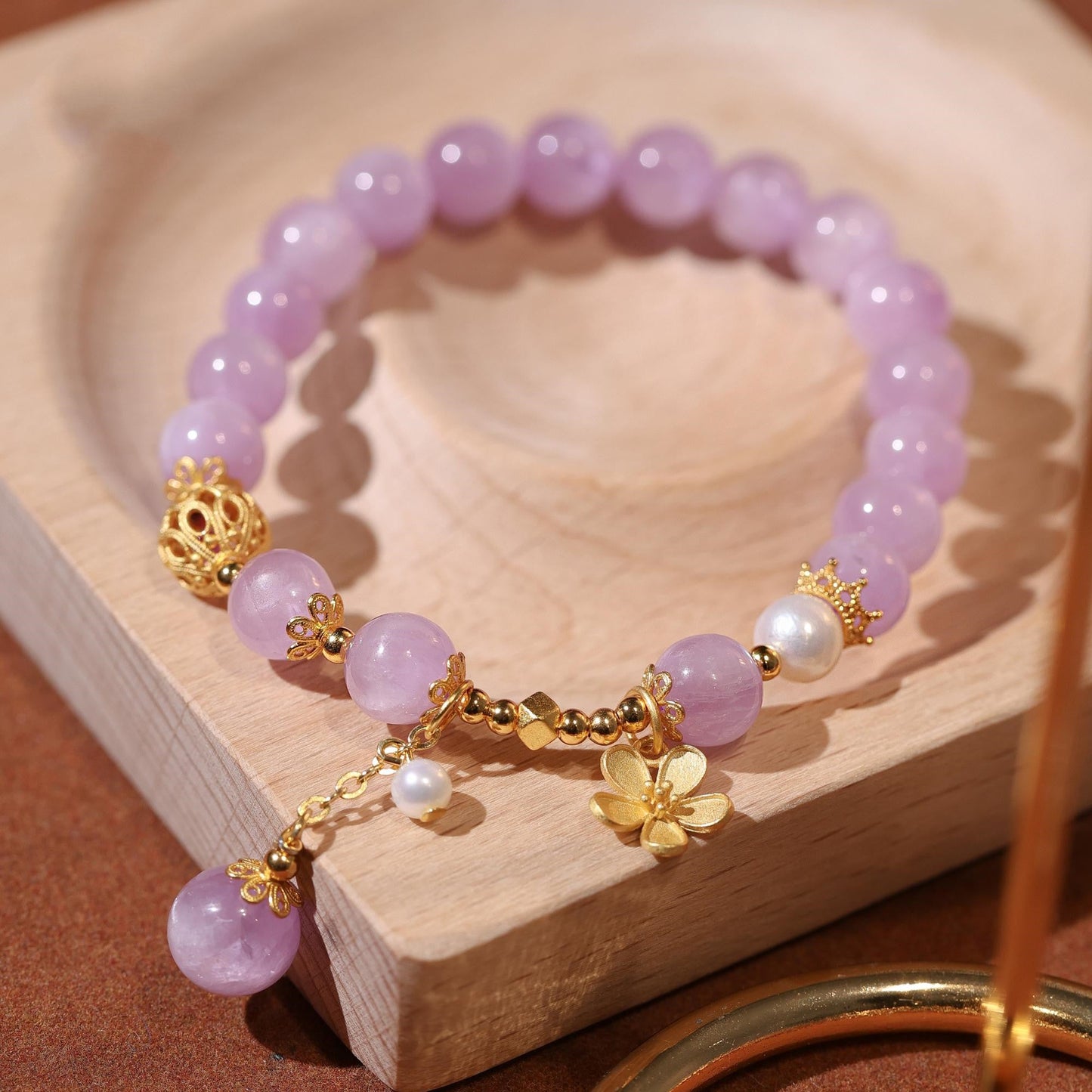Single Circle Purple Lithium Glow String With Flower Pendant
