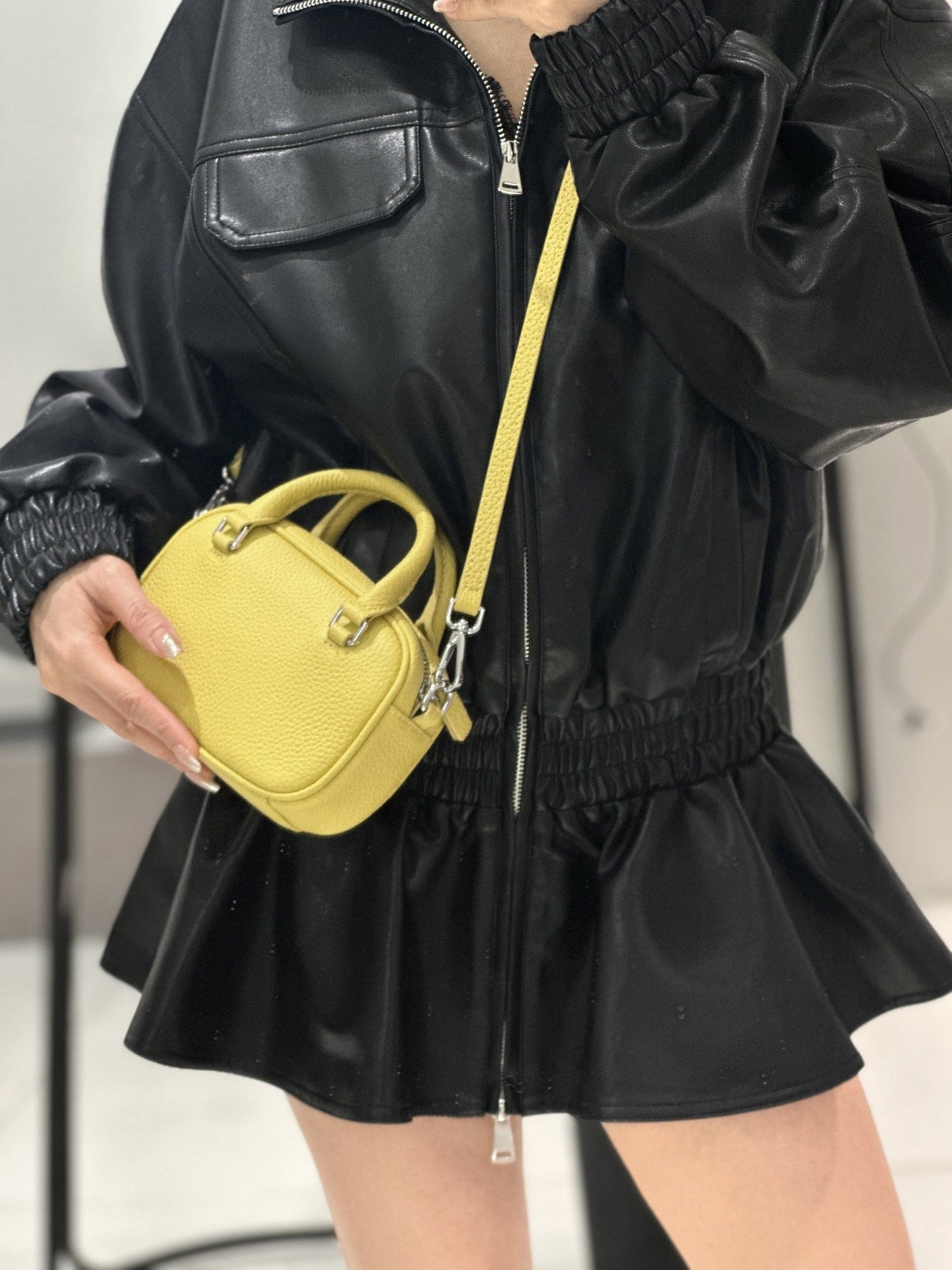 Light Luxury Women's Handbag, Stylish And Elegant Tote, Simple And Versatile, Top-layer Cowhide, Single Shoulder And Crossbody Bag, Mini Handbag