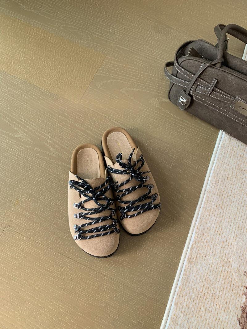 Strap Slip-on Closed-toe Mules