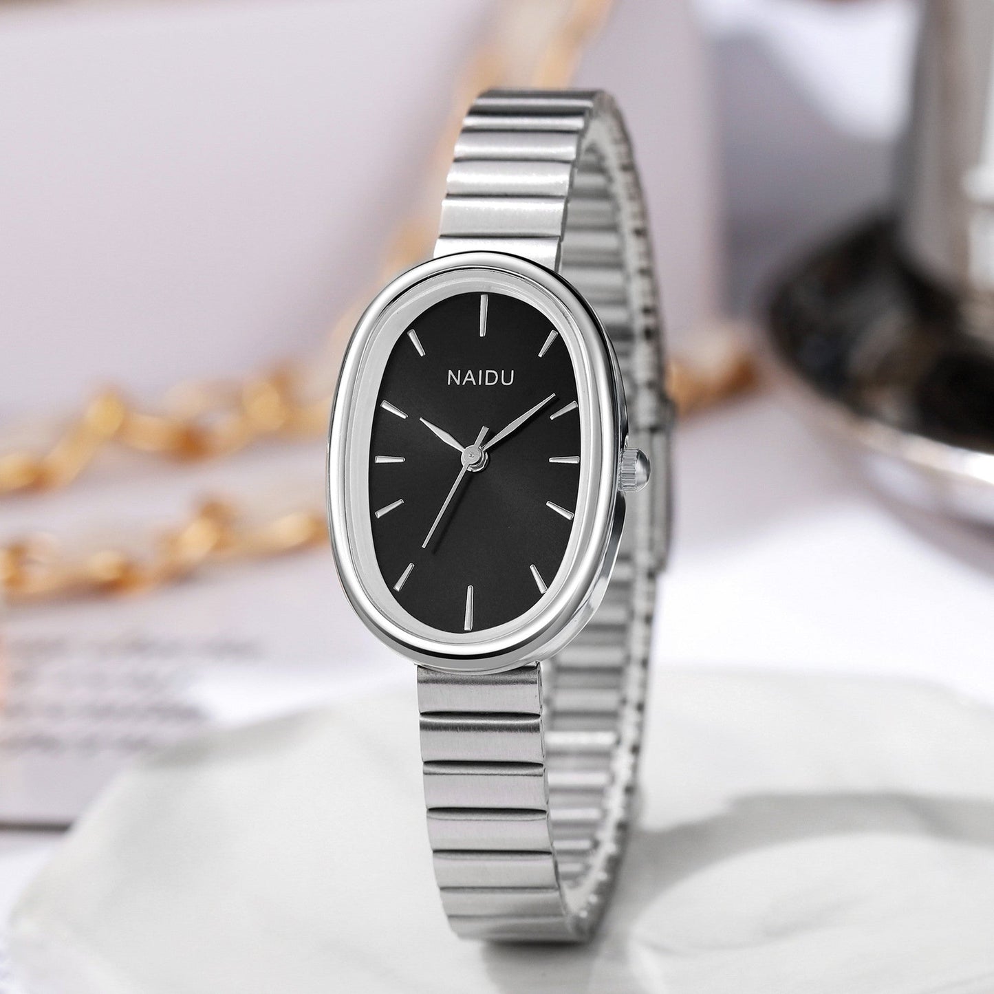 Girls Watch With A Bamboo-link Strap And An Oval Small Dial