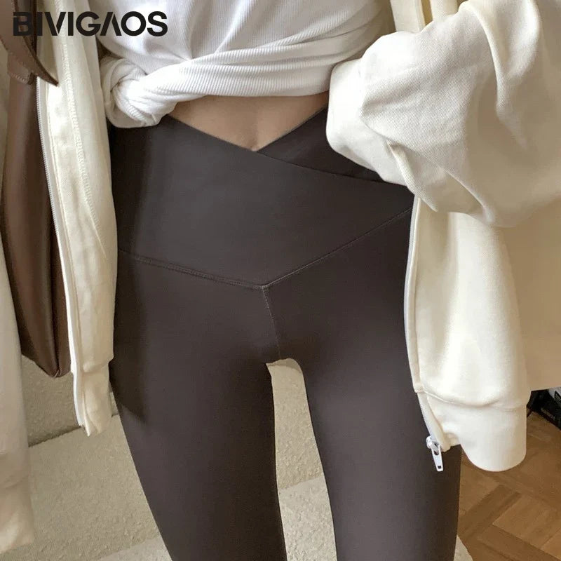 V-Lift Sharkskin High-Waist Leggings