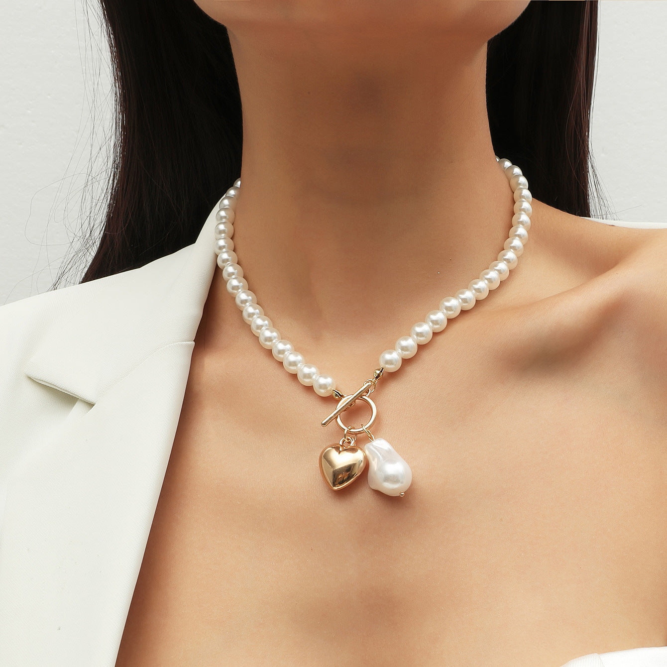 Multi Strand Chokers Beaded Pearl Necklace for Women