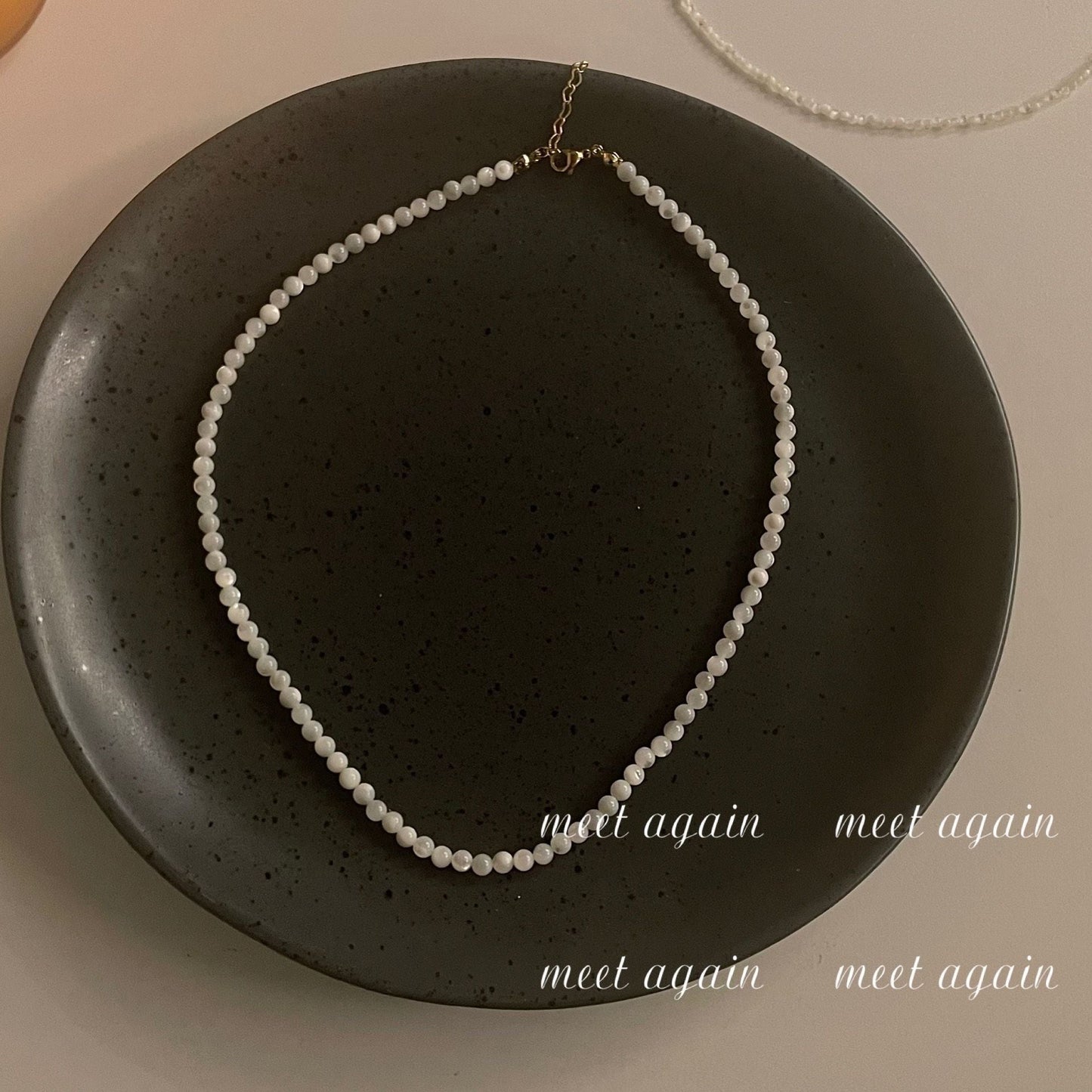 Natural Shell Beads Necklace
