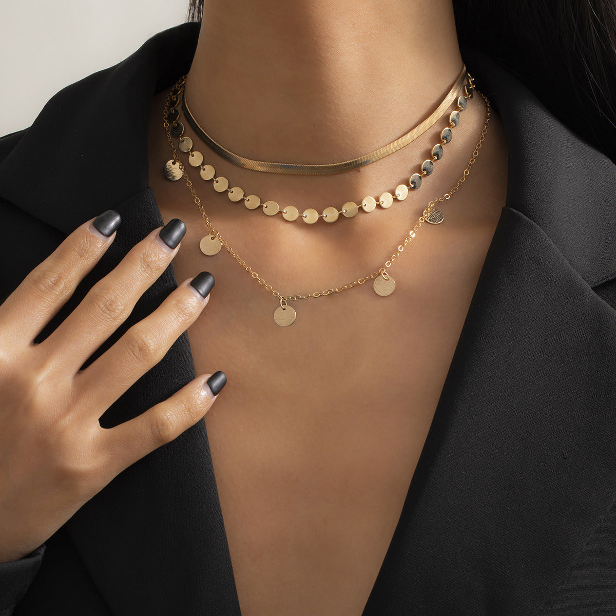 Geometric Flat Snake Bone Chain Sequins Necklace