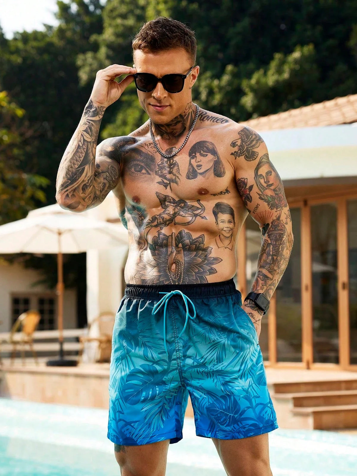 Men's Hawaiian 3D Gradient Palm Tree Pattern Beach Shorts Quick Dry Outdoor Leisure Sports Shorts Fashion Men's Shorts