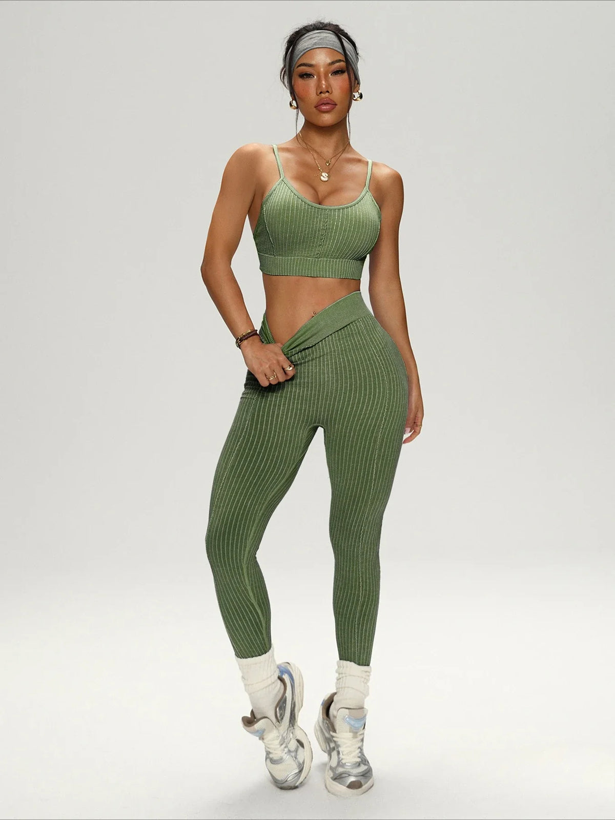 Women's Seamless Cropped Top & Pants Set
