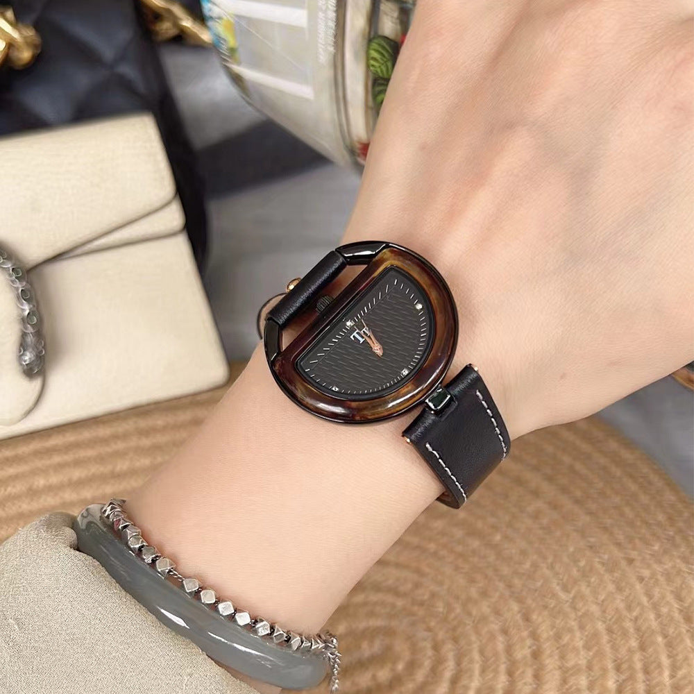 Womens Watch With A Genuine Leather Strap Simple And Elegant