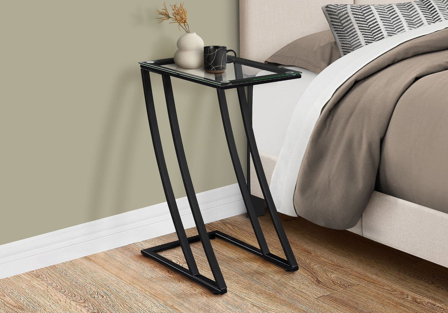 Accent Table C-Shaped with Sturdy Construction