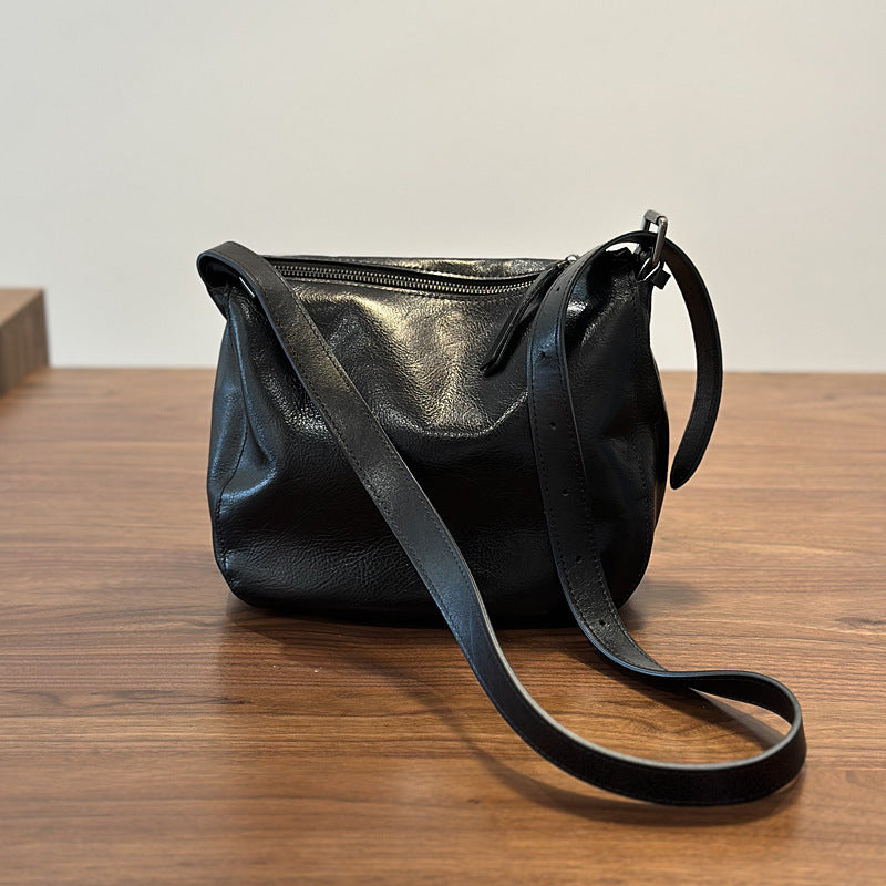 Vegetable-Tanned Leather Casual-Style Shoulder Bucket Crossbody Bag
