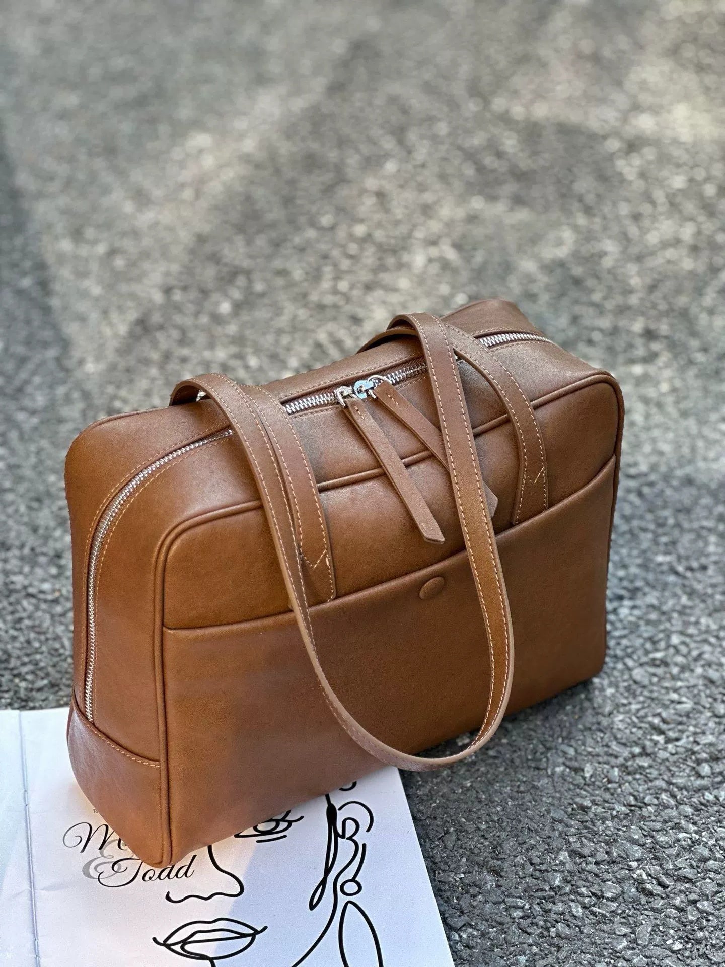 New European And American Style Vintage Genuine Leather Women's Bag, Large Capacity Commuter Vegetable-tanned Cowhide Underarm Shoulder Bag