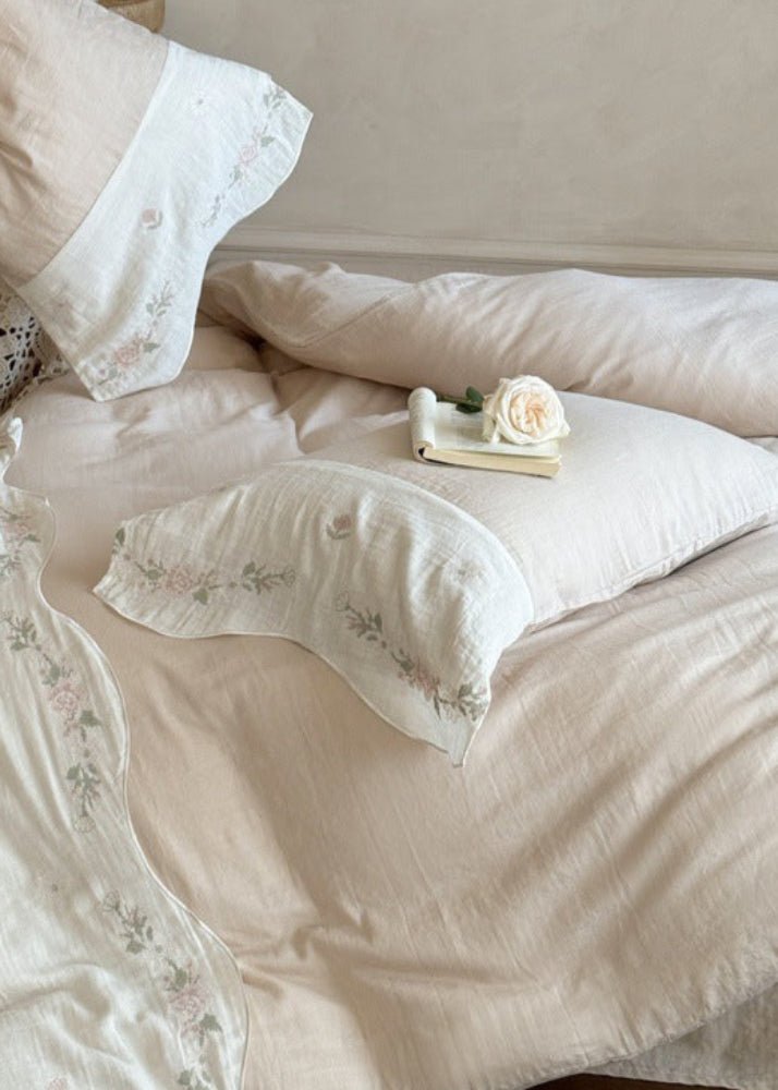 Maeve Floral Double Gauze Bedding Set / Pink