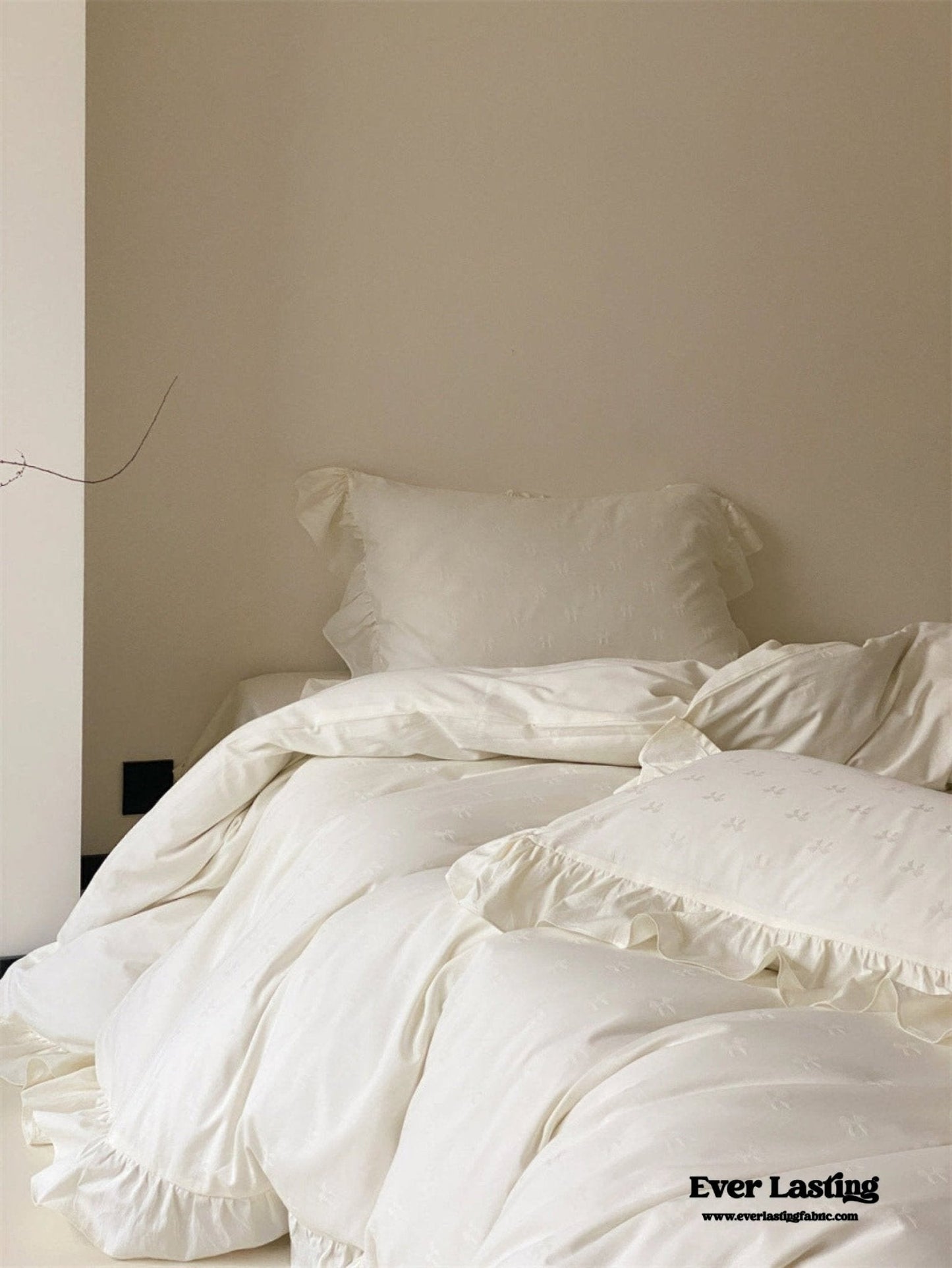 Mimi Ribbon Ruffle White Bedding Set
