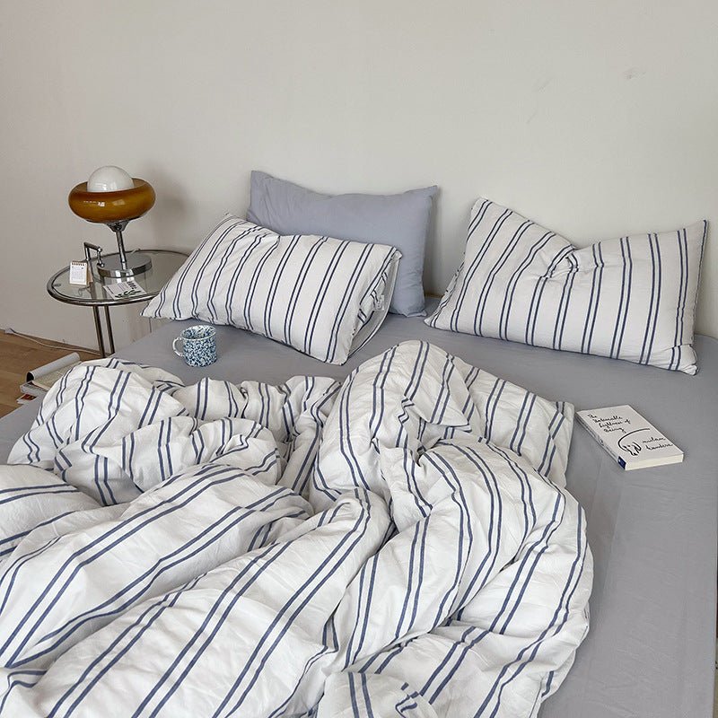 Minimal Stripe Bedding Set / Green