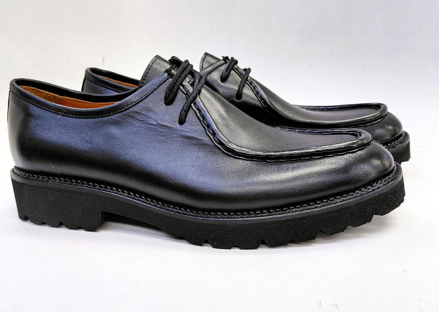 C Collection Calfskin Lace Up Shoe - Black