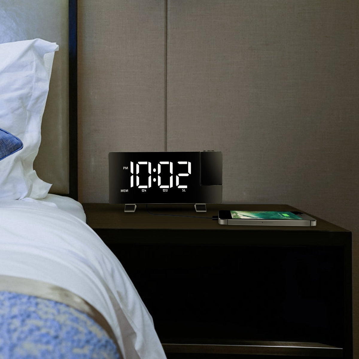 Projection Alarm Clock with Radio Function 7.7In Curved-Screen LED Digital Alarm Clock w/ Dual Alarms 4 Dimmer 12/24 Hour USB Charging Port 180¡ Rotat