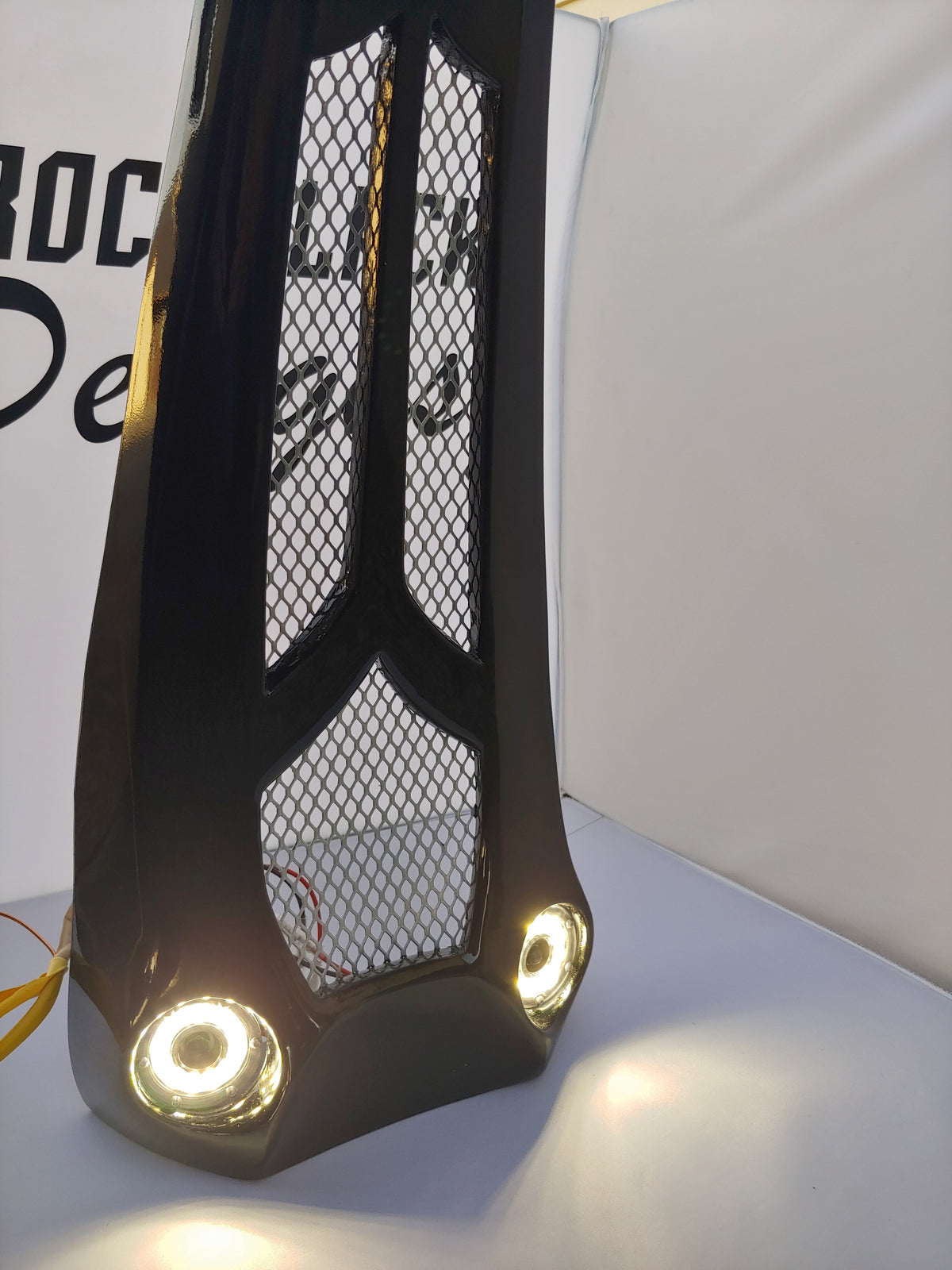 00-2020 Harley chin spoiler NON RAKED