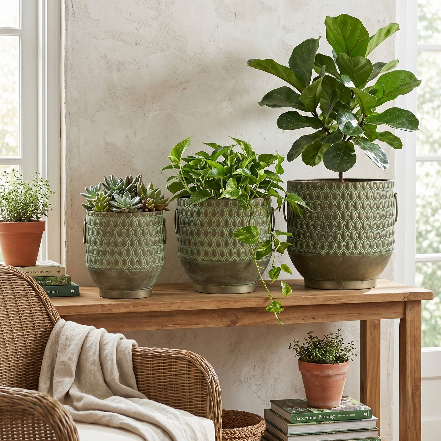 S/3 Textured Planters Set