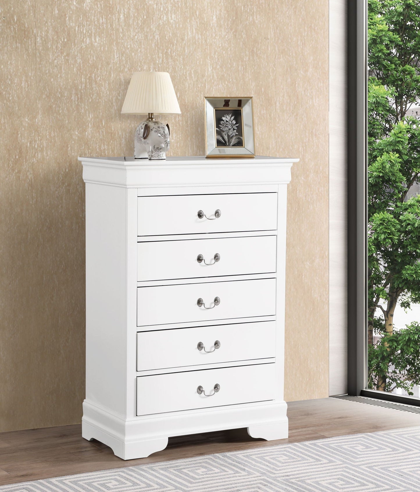 Louis Phillipe - Traditional Style Storage Chest Elegant