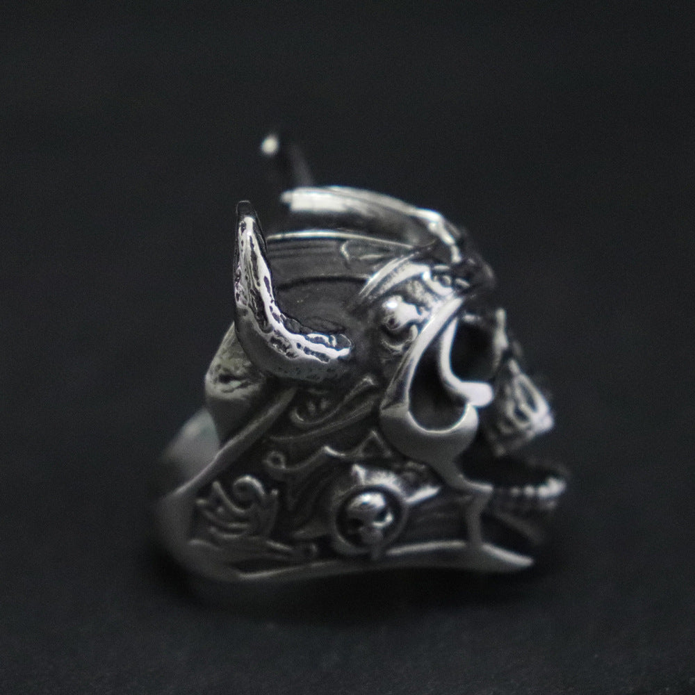 Exaggerated Personality Bull-horn Skull Ring