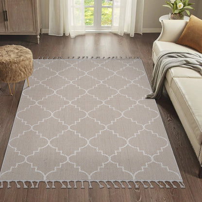Guros Collection 4' x 6' Area Rug