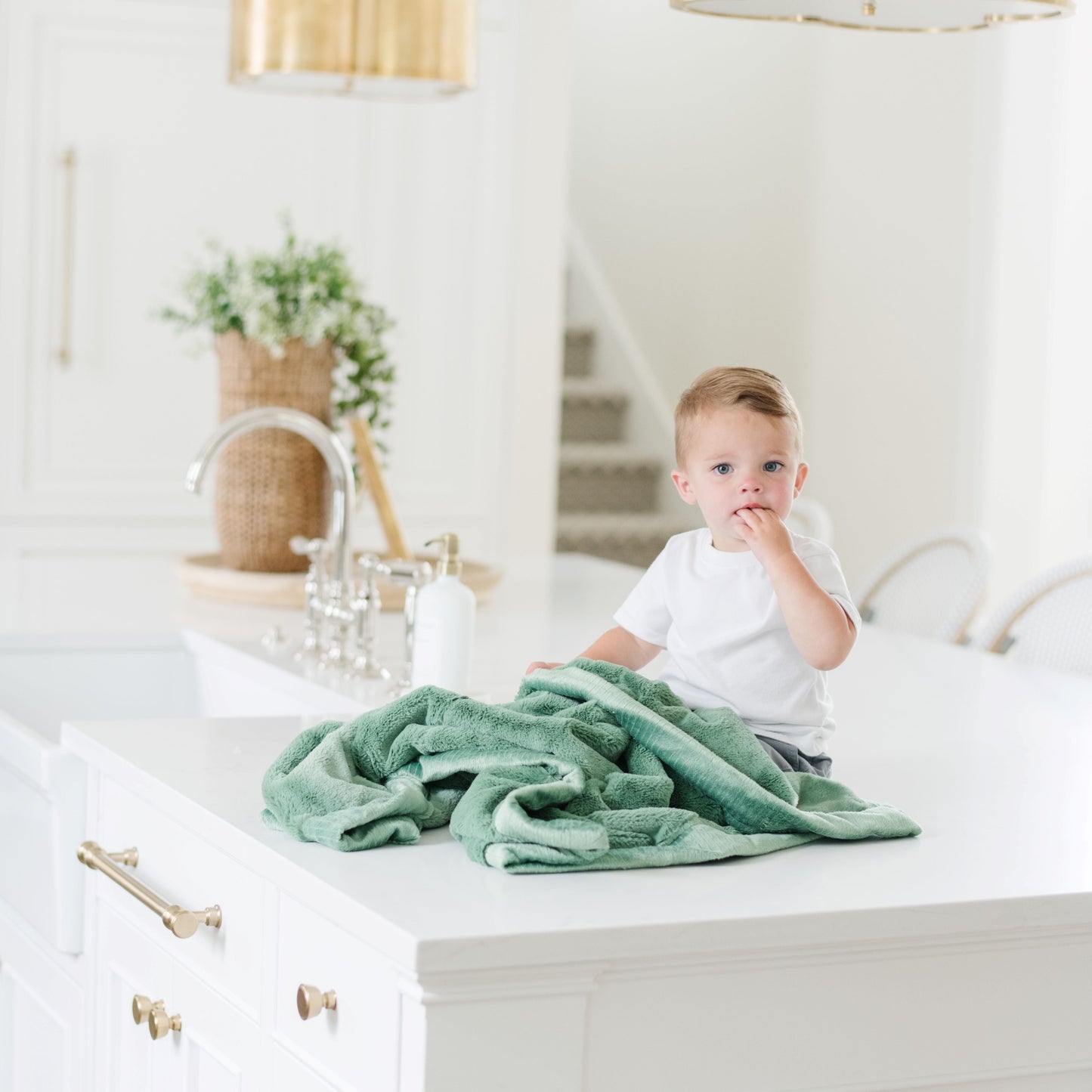 Lush Receiving Blanket 30x40 Inch by Saranoni