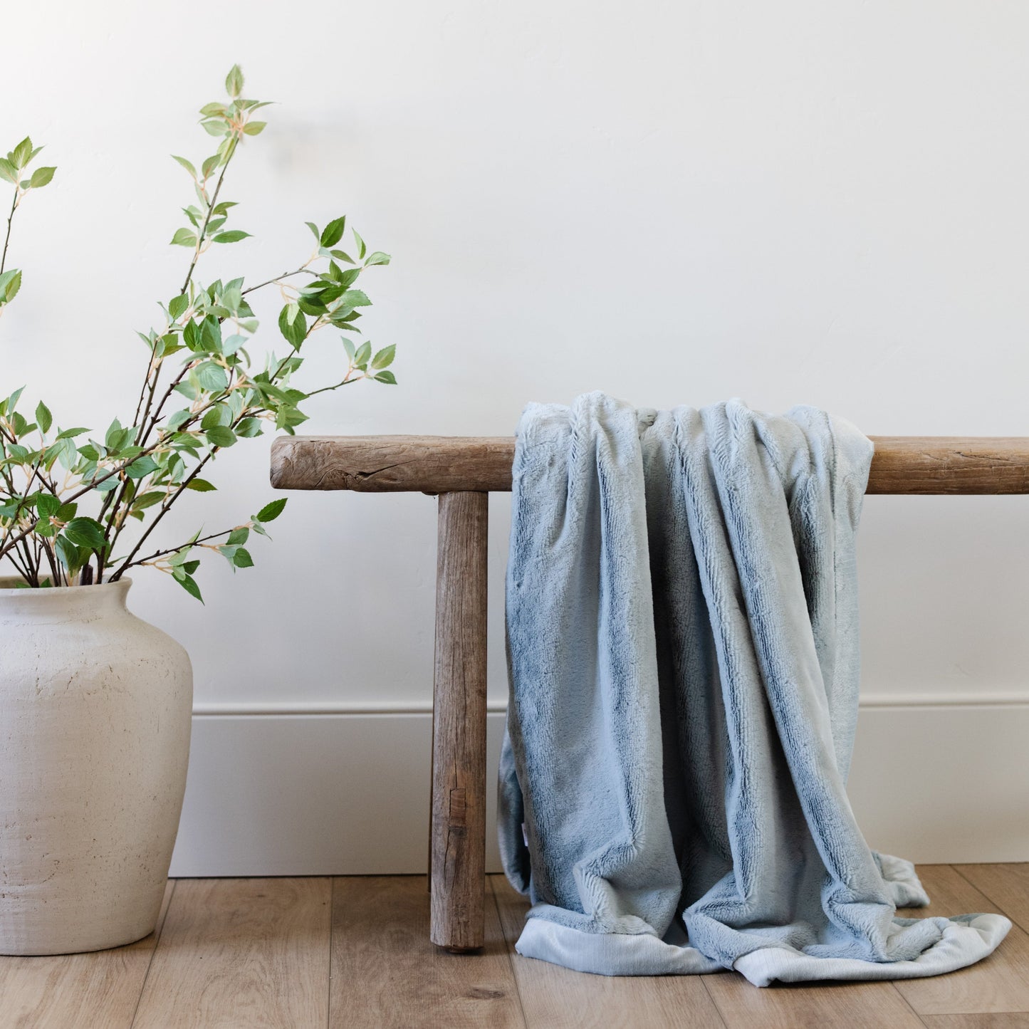 Lush Receiving Blanket 30x40 Inch by Saranoni