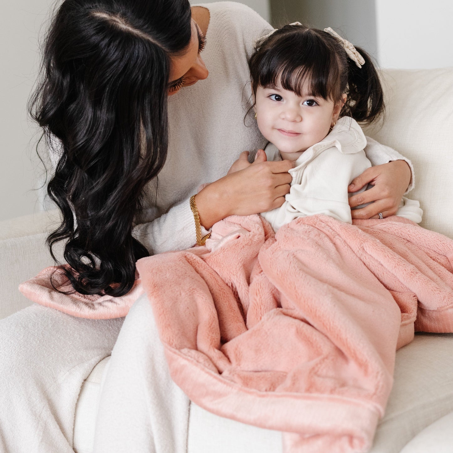Lush Receiving Blanket 30x40 Inch by Saranoni