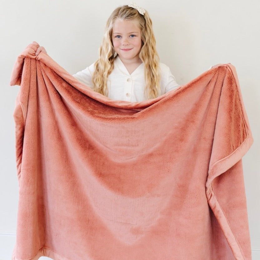 Lush Toddler Blankets by Saranoni