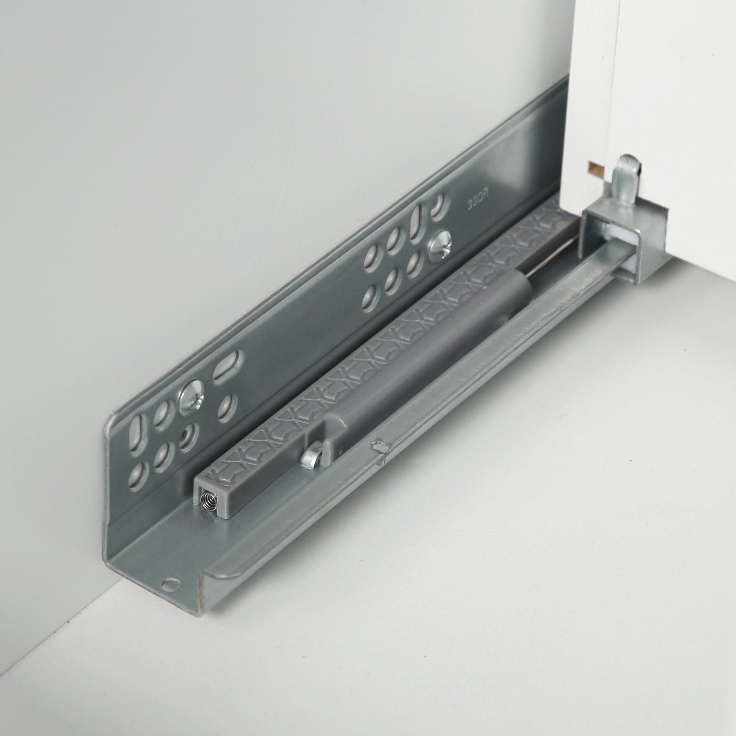 Bathroom Vanity With 2 Doors, 2 Drawers, Adjustable Shelf, Hidden Slides & Soft Close Hinges