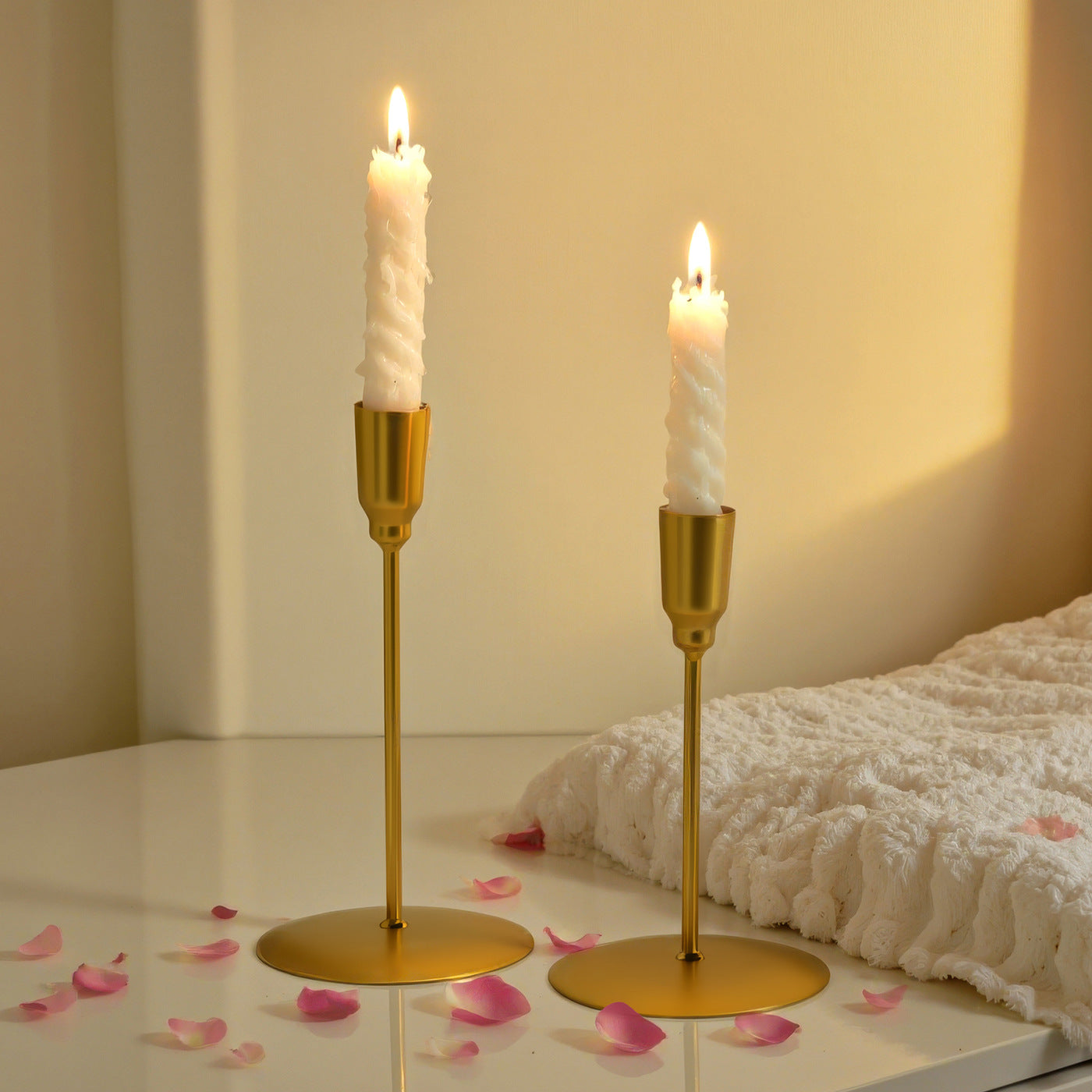 Vintage Dining Table Candle Ornaments Atmosphere