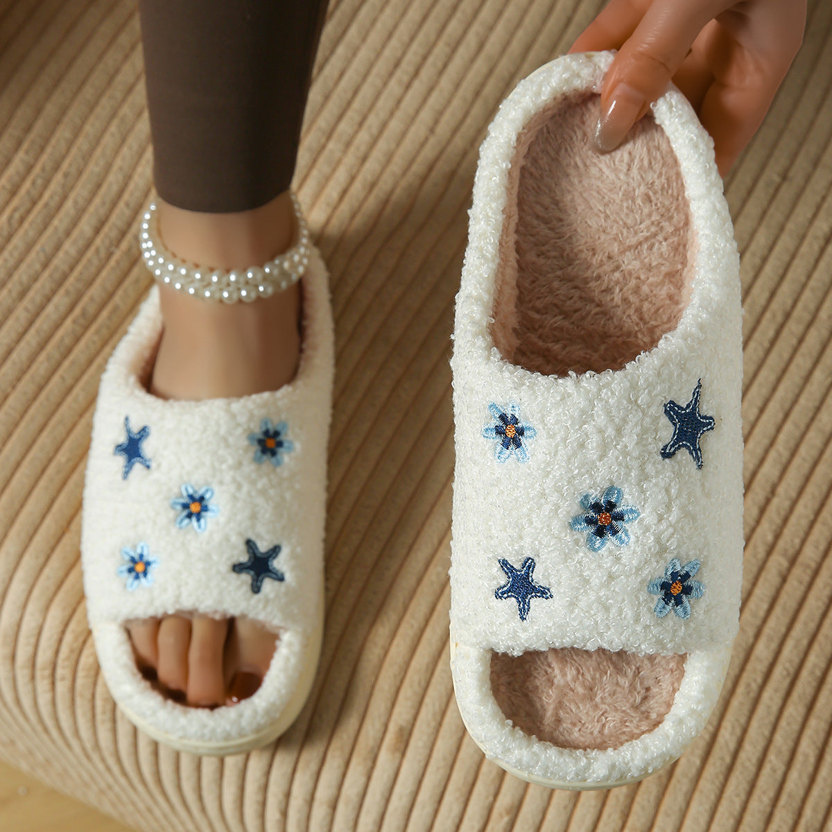 Cute Cartoon Flower Slippers For Cozy Home Comfort