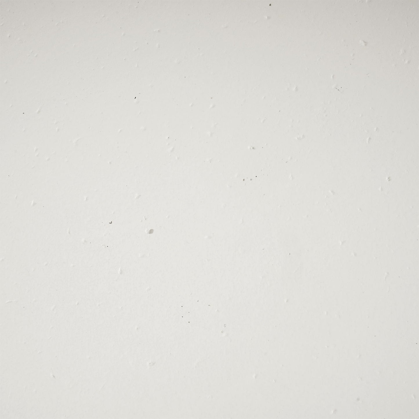 Modern Tank Holder Side Table With Smooth Concrete Surface
