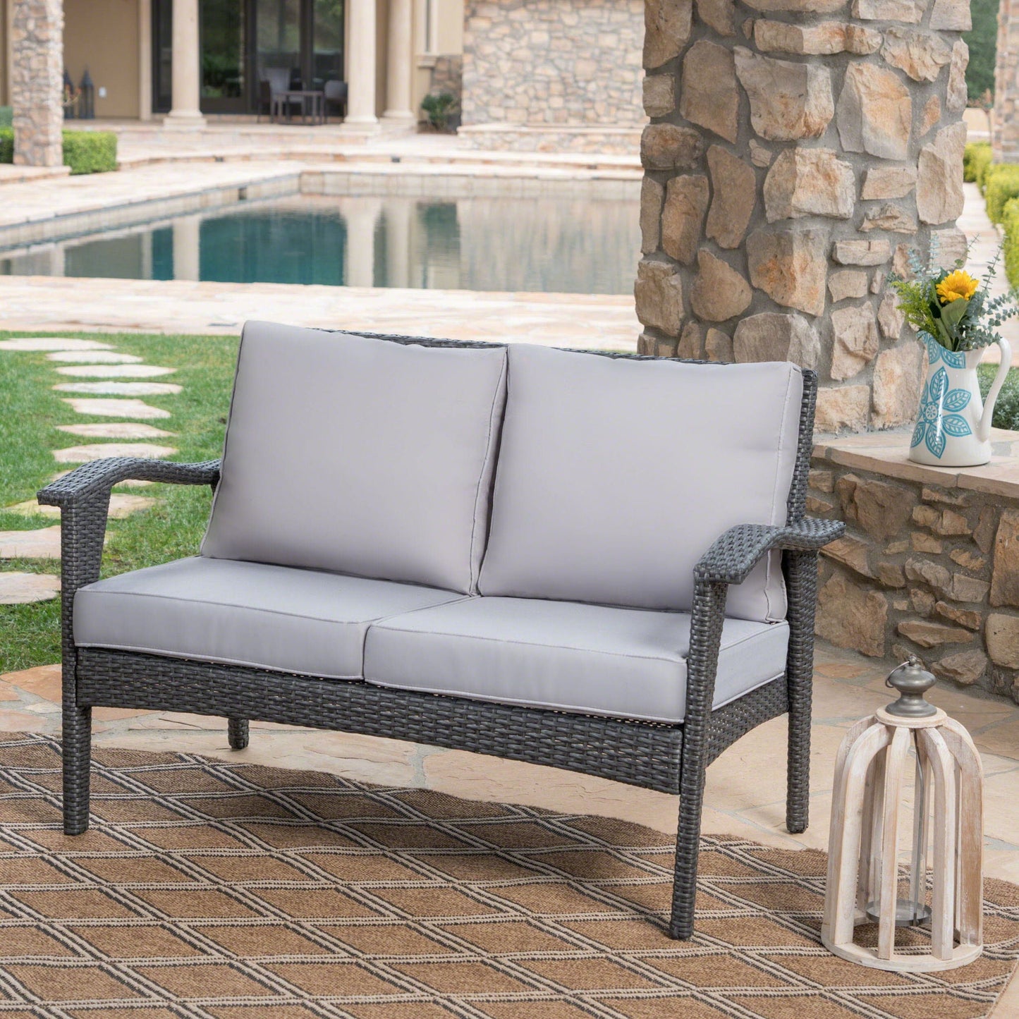 Honolulu Loveseat - Gray / Silver
