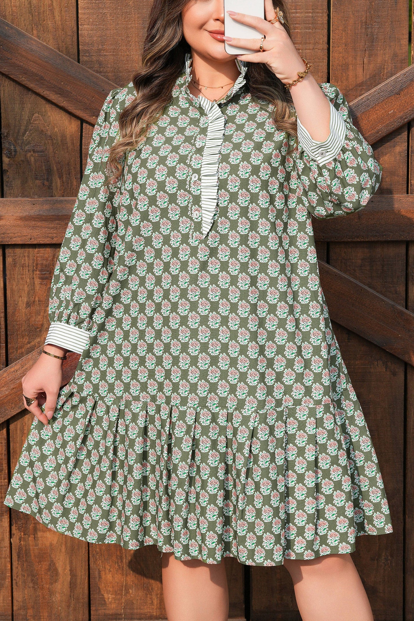 Olivia 4 Sleeve Floral PLUS Dress