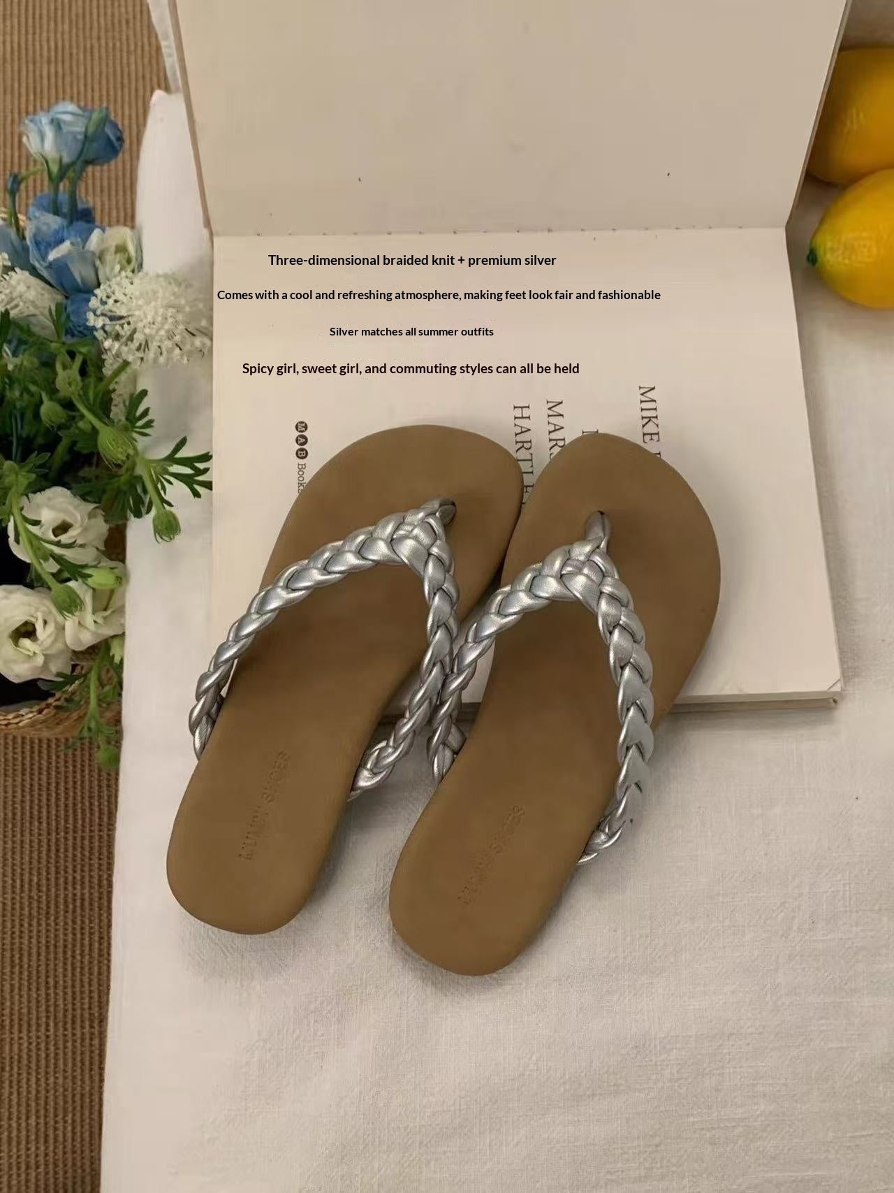 Retro Flat Minimalist Woven Flip-flops
