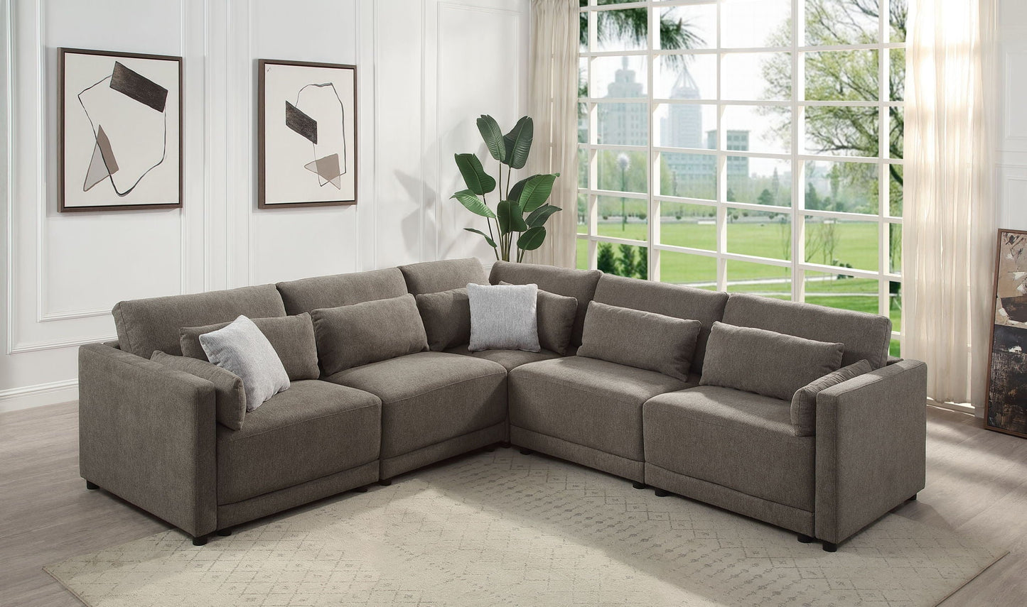 Rylie Modular Sectional Sofa With Toss Pillows