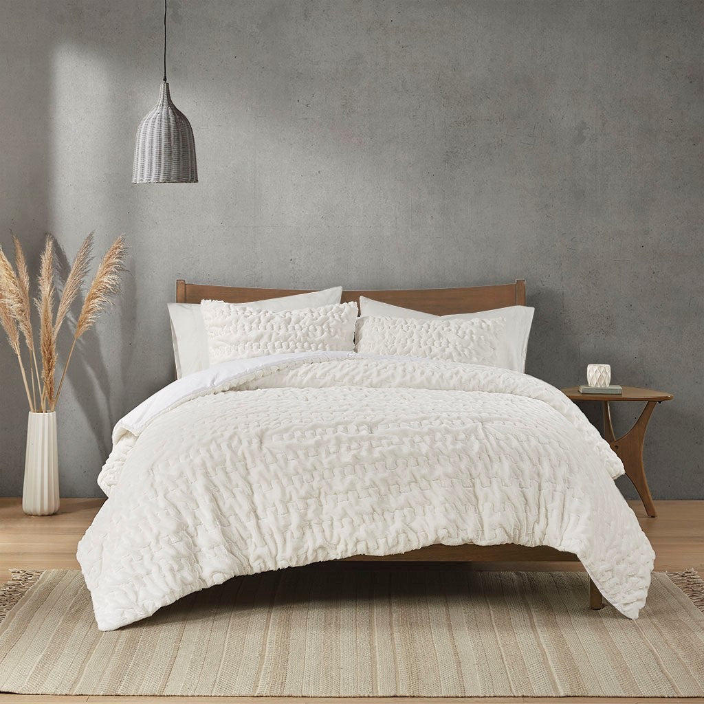 Full/Queen Ruched Fur Down Alternative Comforter Set