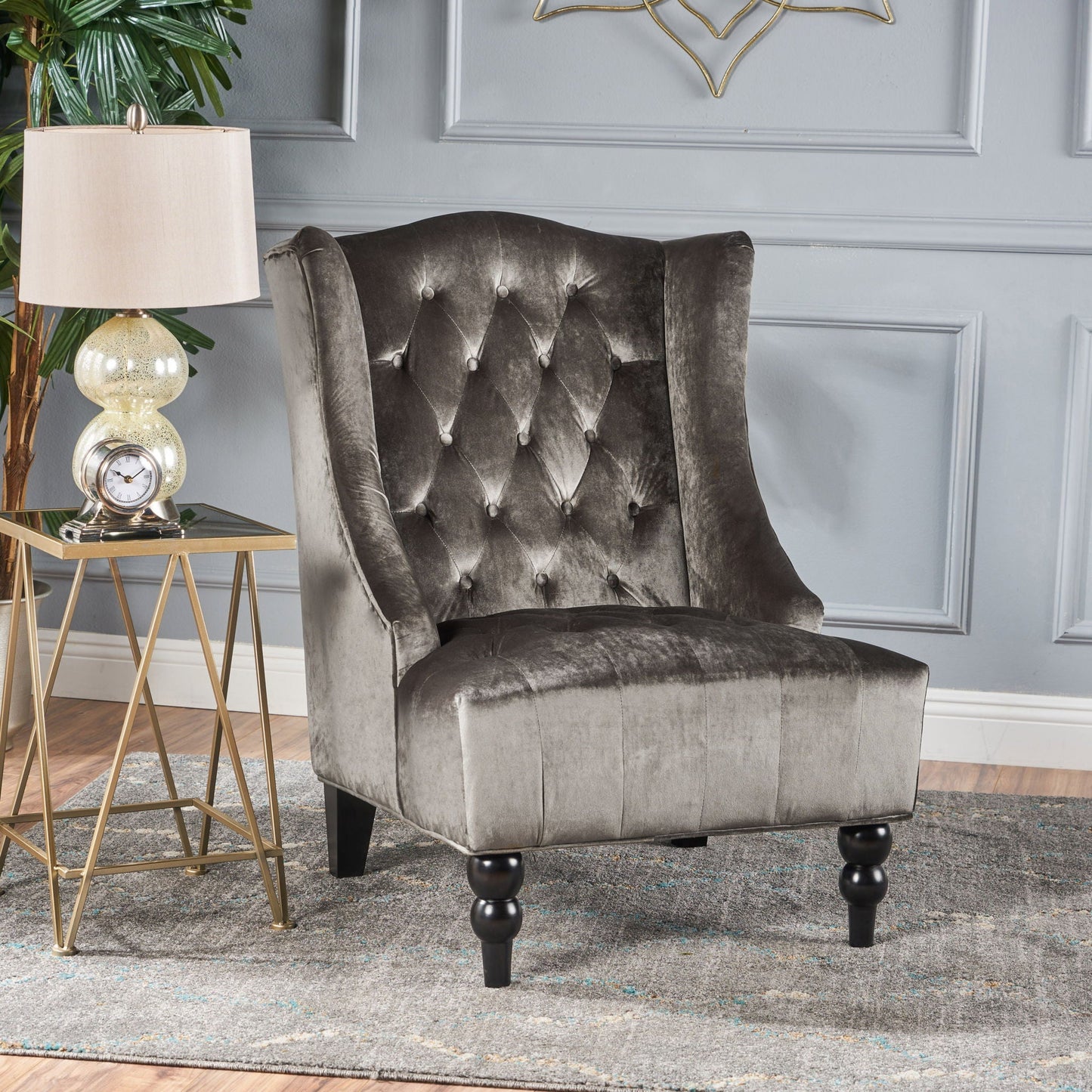 Toddman Hi-Back Club Chair With Elegant Design