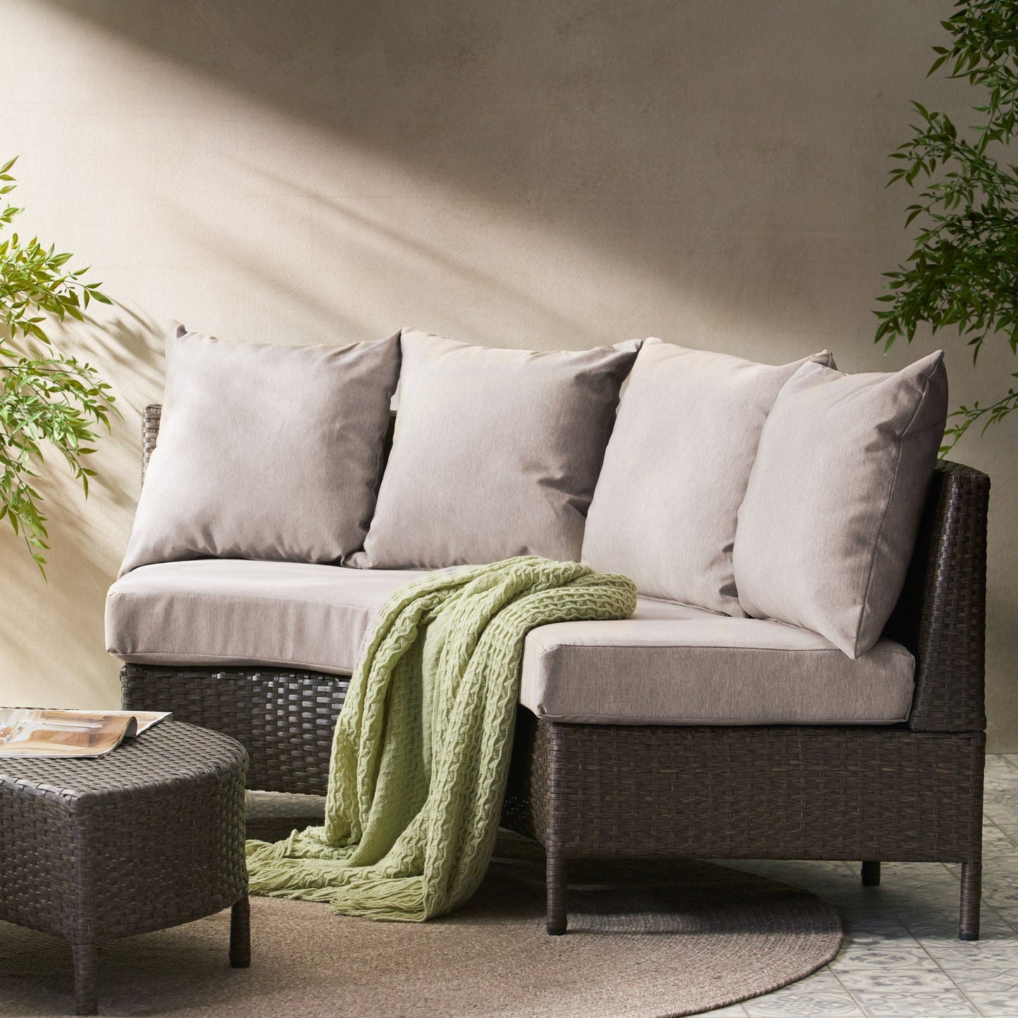Pt Limon Modern Outdoor Single Sofa