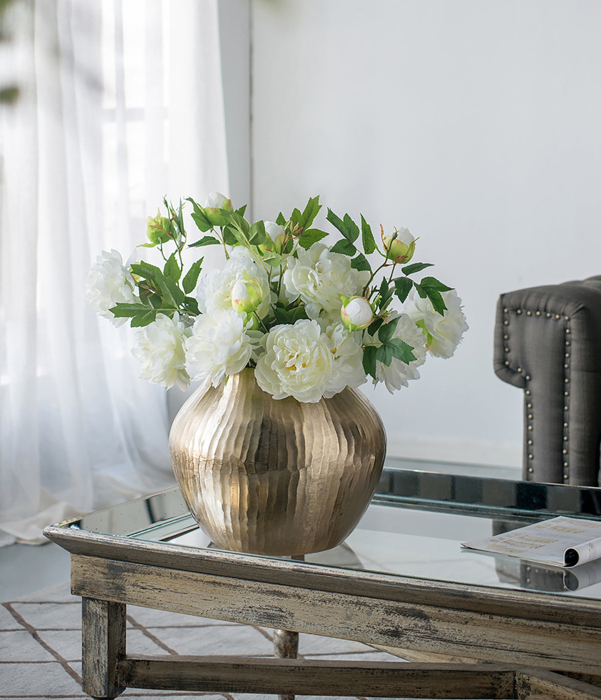 11x11x9" Aluminum Chisel Flower Vase