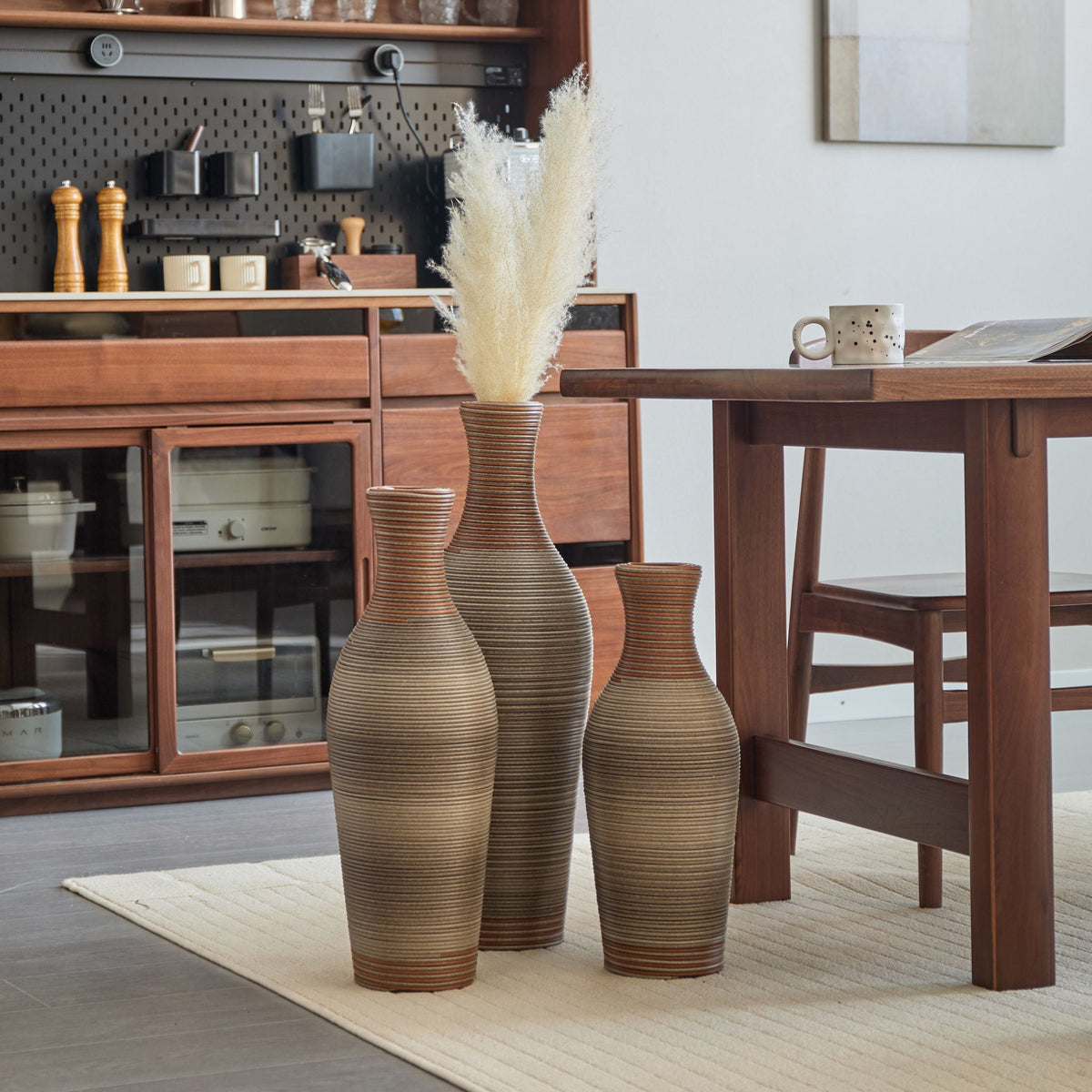 Classic And Neat Floor Vase, High Independent Flower Stand (Set of 3)