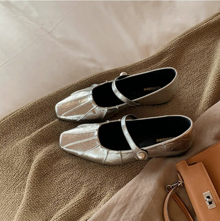2026 Summer New Women French Style Mary Janes, Inner Heightening Wrinkle Square Toe Shallow Shoes With Single Strap Buckle Fashion Flats