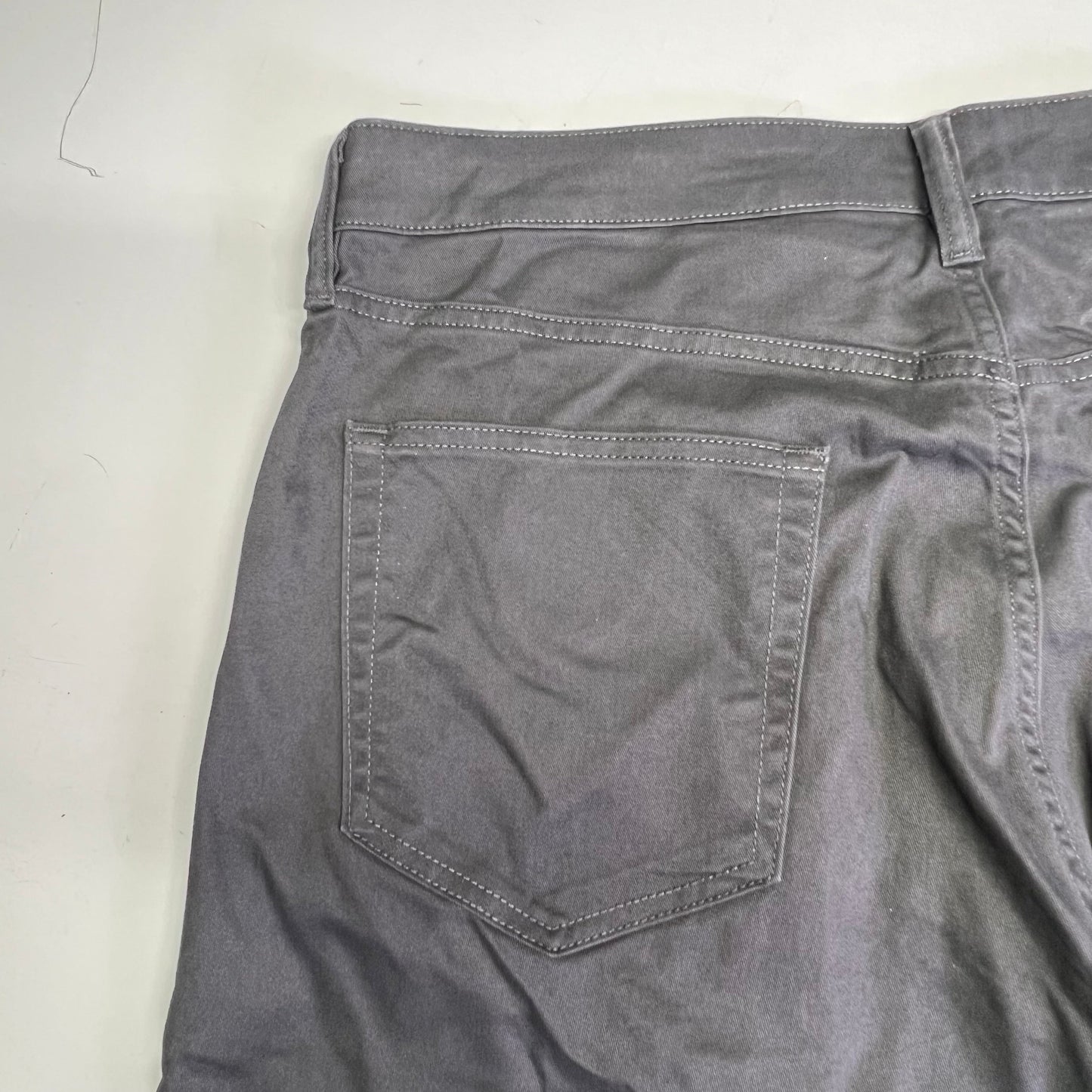 DOCKERS All Seasons Tech Straight Fit Jean Cut Pant Men's Sz 32x32 Steelhead