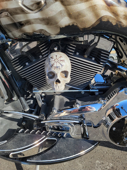 Horn cover with 3D Ancient skull theme