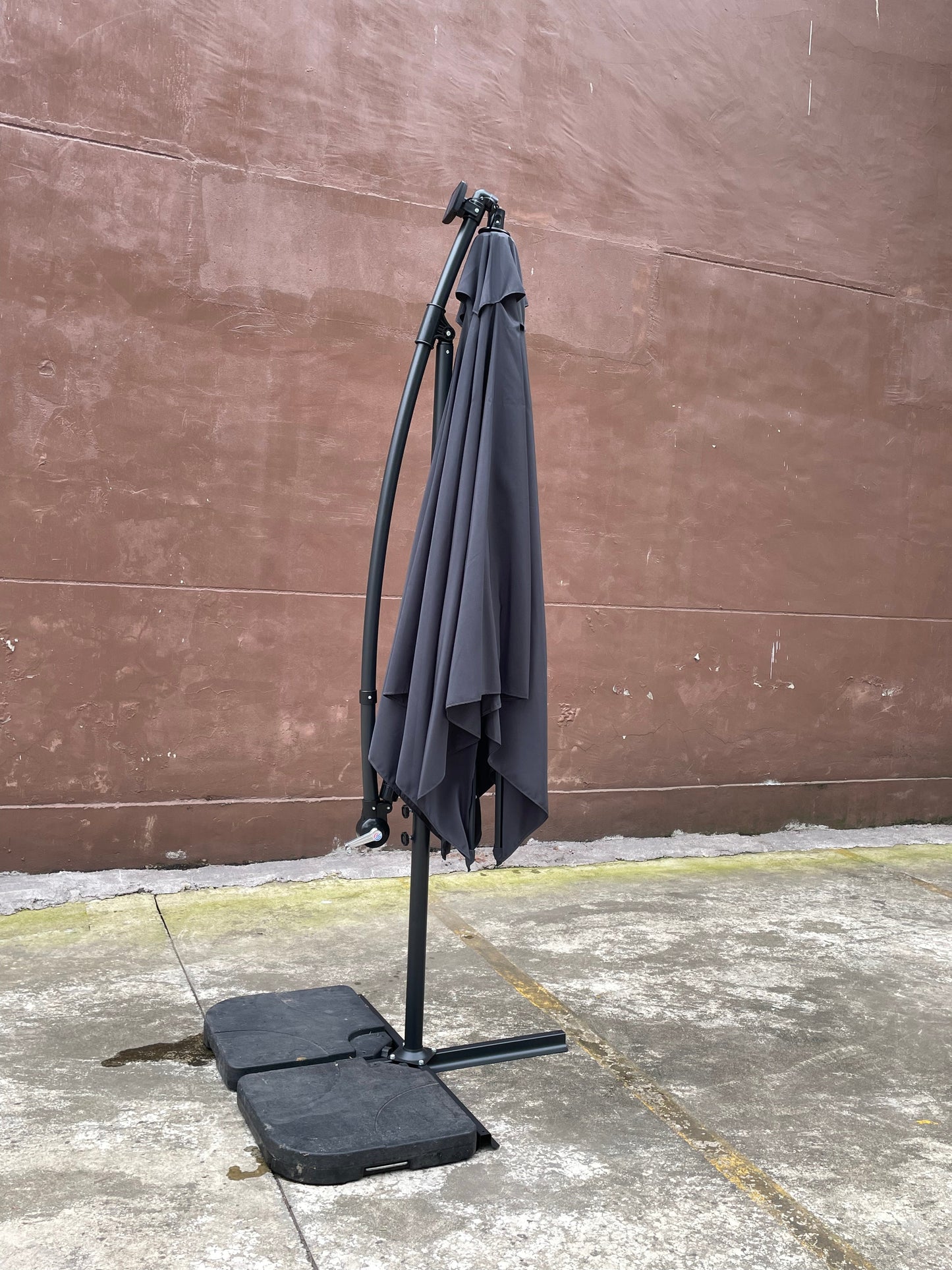 Square 2.5x2.5M Outdoor Patio Umbrella with Solar LED Lights
