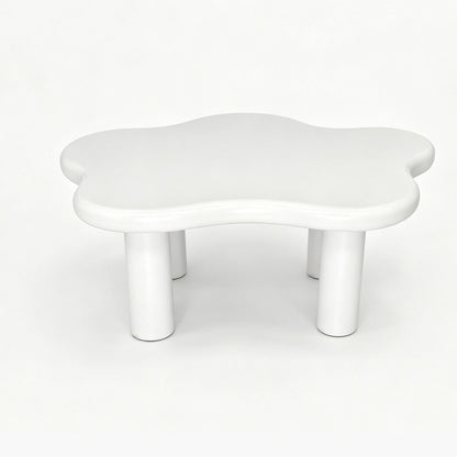 Cloud Shaped Coffee Table With 4 Round Legs