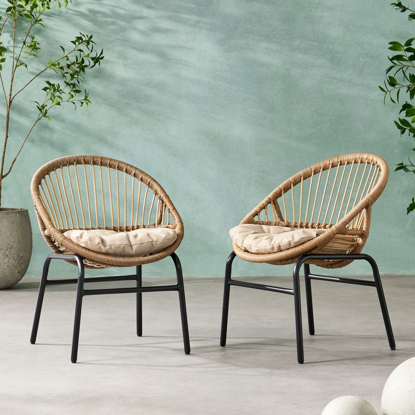 Outdoor Accent Chair With Curved Back And Basket Frame (Set of 2) - Light Brown / Beige